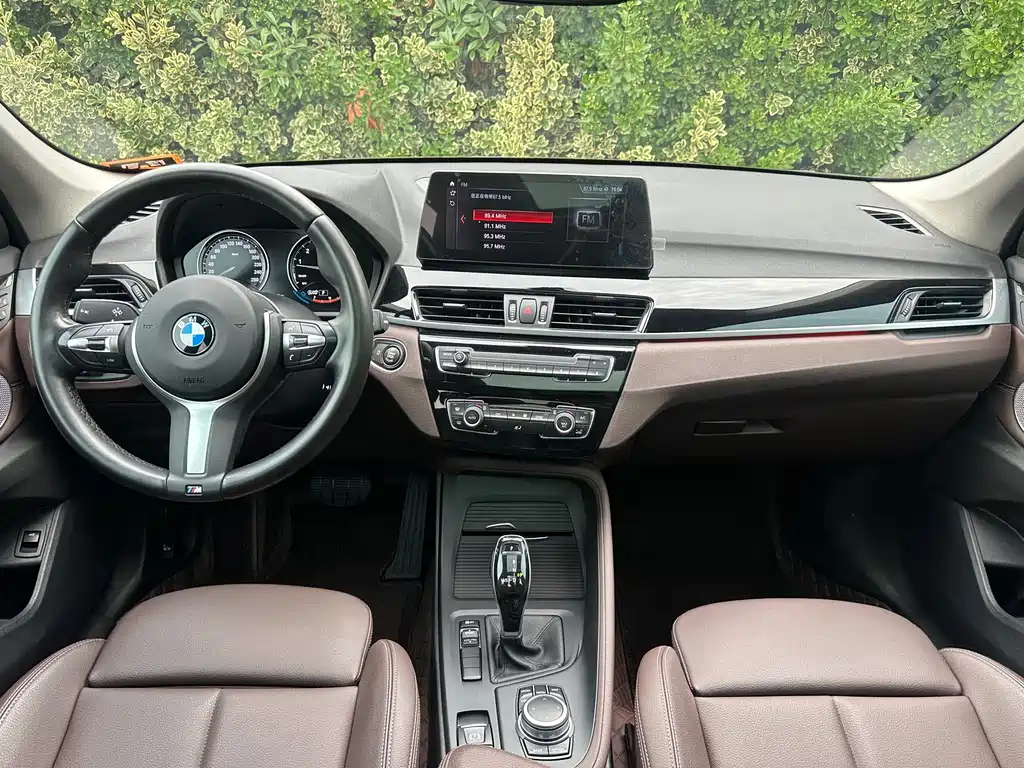 BMW X1 — миниатюра 10