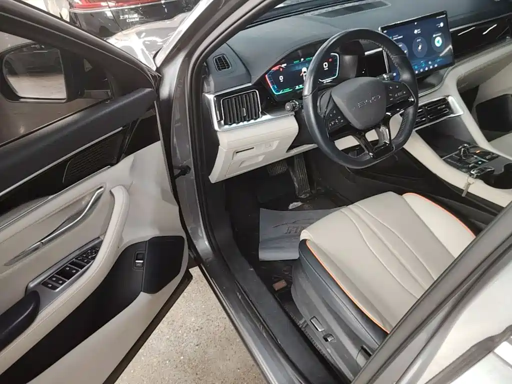 BYD PLUS New Energy — миниатюра 15
