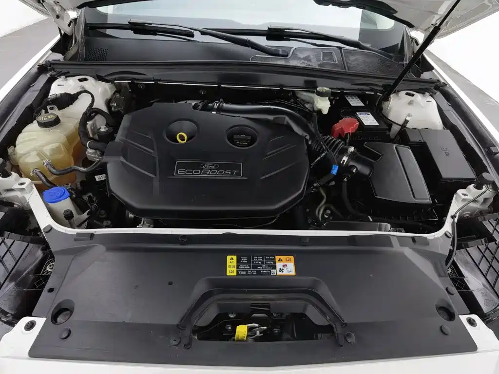 Ford Taurus — миниатюра 6