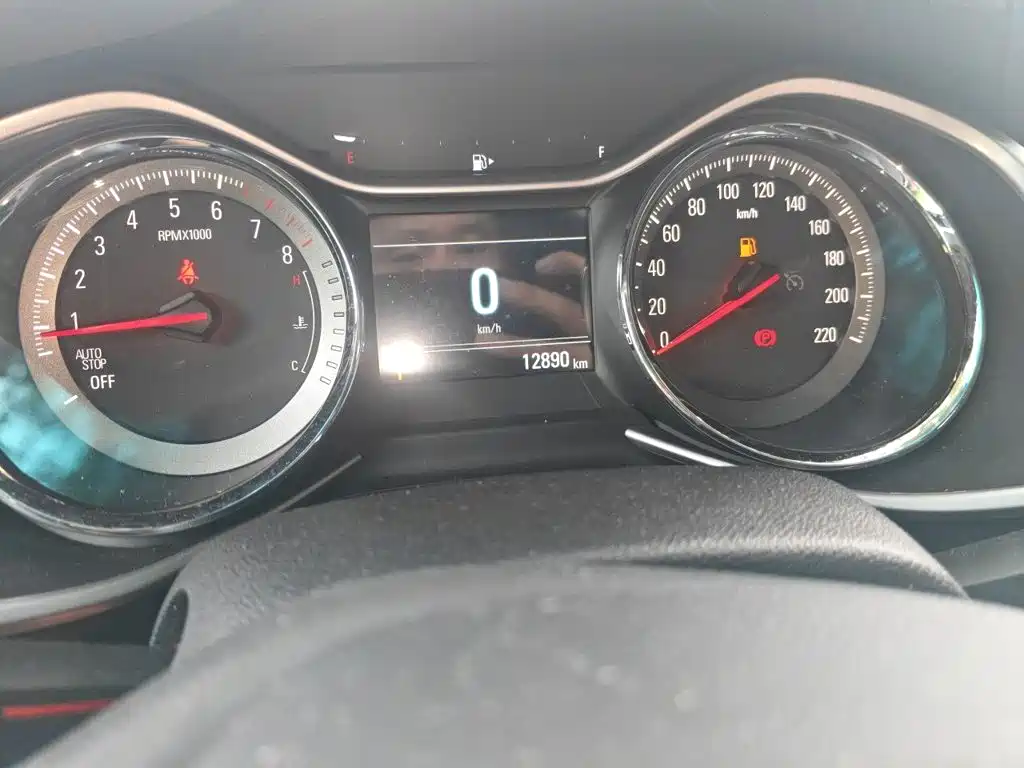 Chevrolet Volando — миниатюра 8