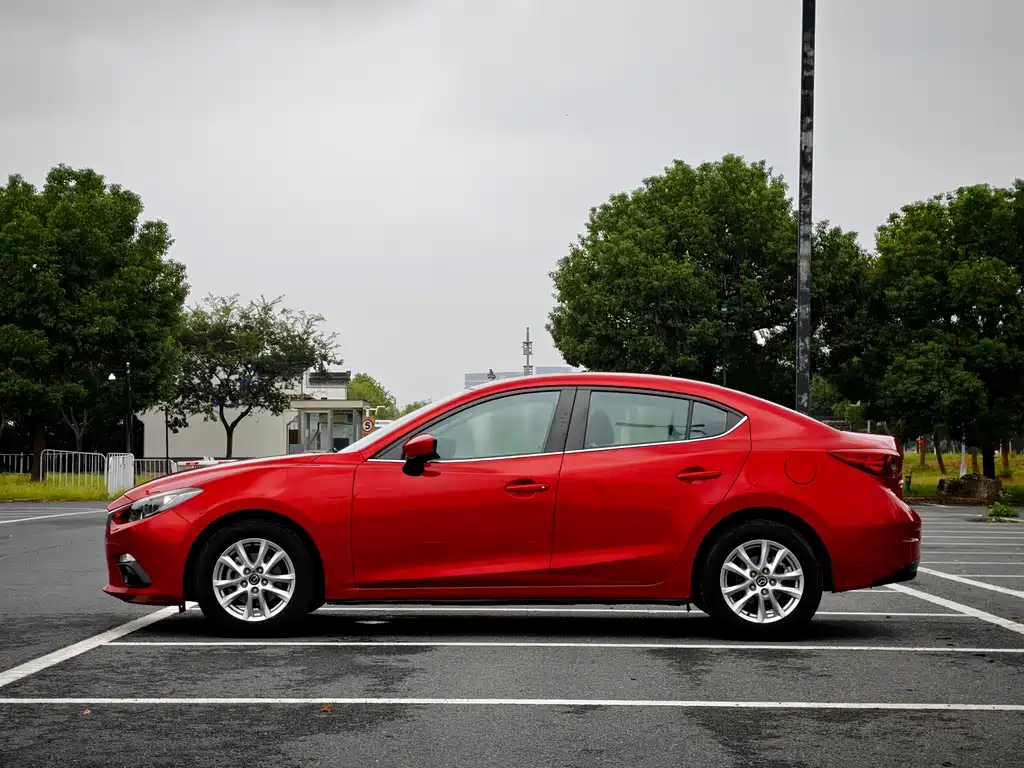Mazda 3 Axela — миниатюра 4
