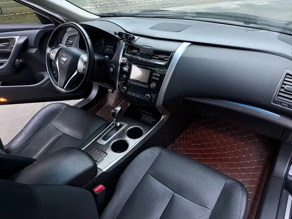 Nissan Teana — миниатюра 8
