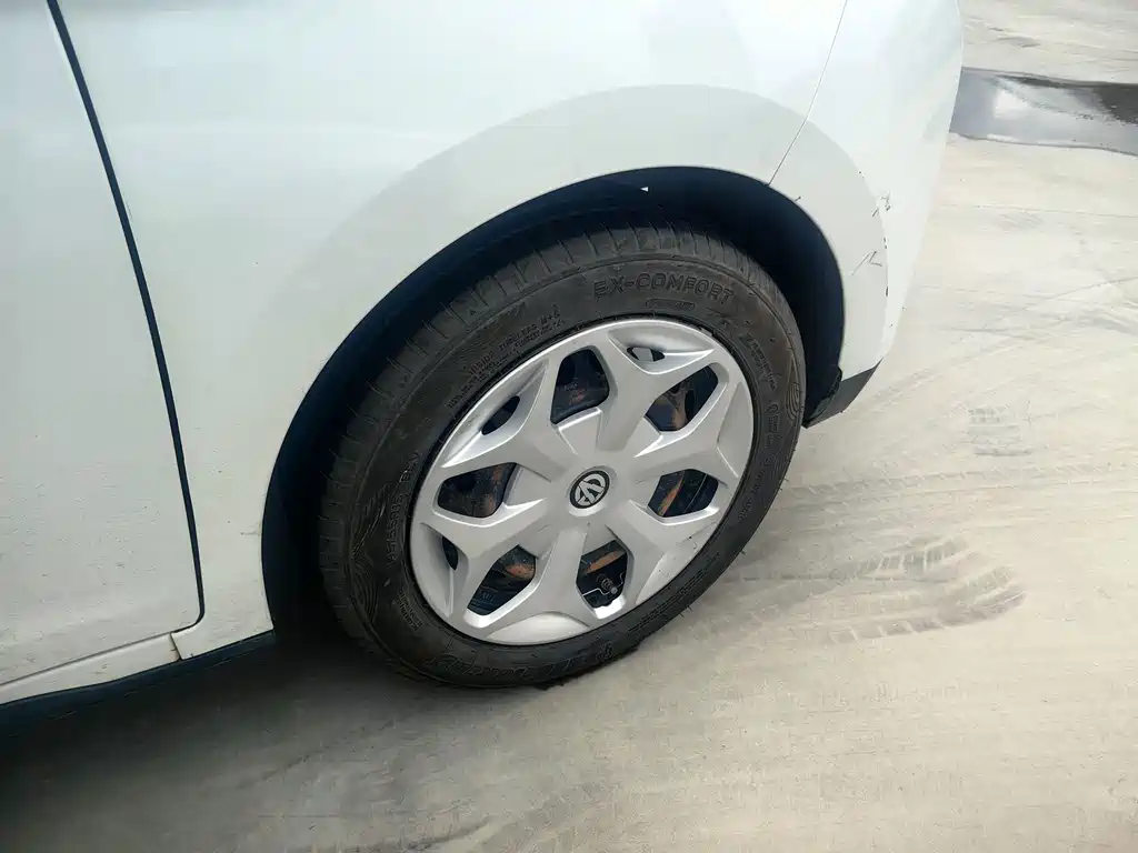 Dongfeng EV YOUNG Guang Xiaoxin — миниатюра 7