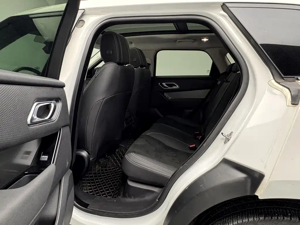 Land Rover Velar — миниатюра 13