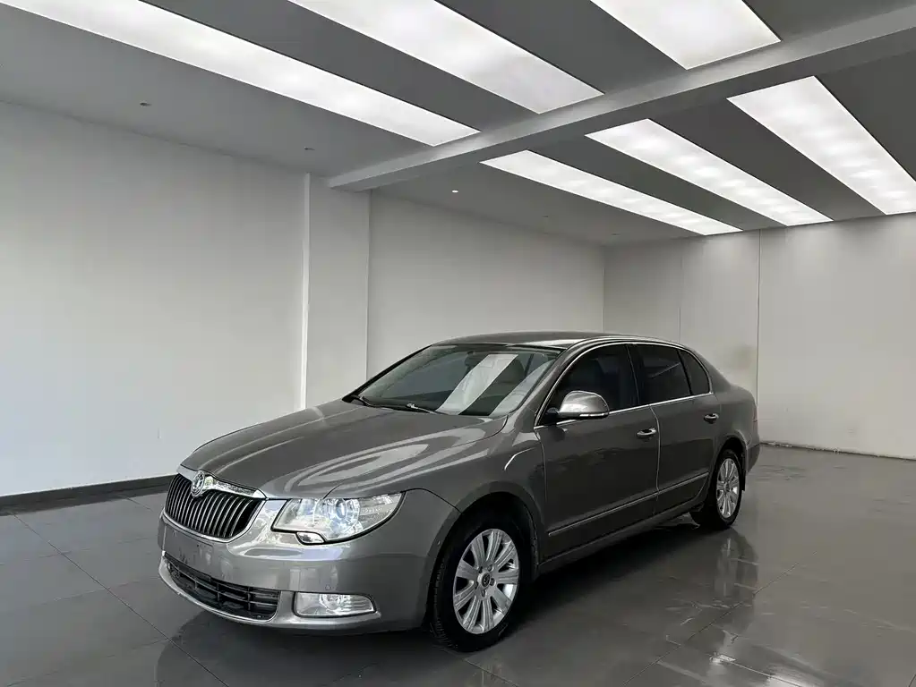 Купить Skoda Superb