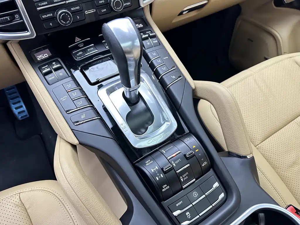 Porsche Cayenne 2015 Cayenne 3.0T
