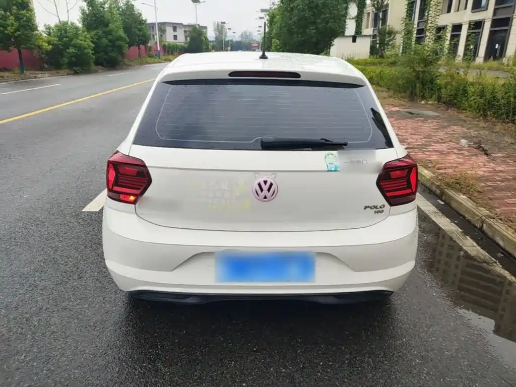 Volkswagen Polo — миниатюра 6
