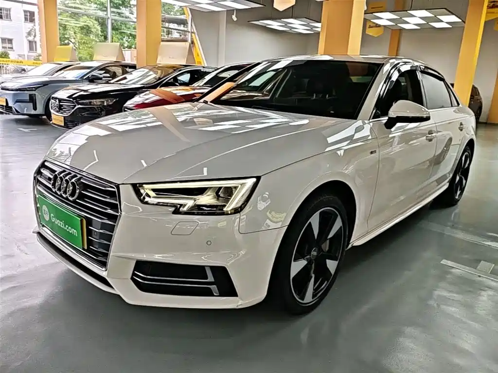 Купить Audi A4L