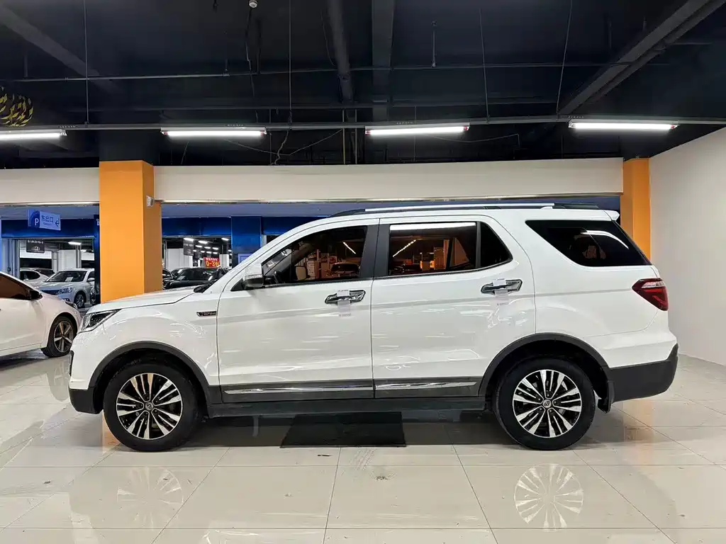 CHANGAN CHANGAN AUCHAN CX70