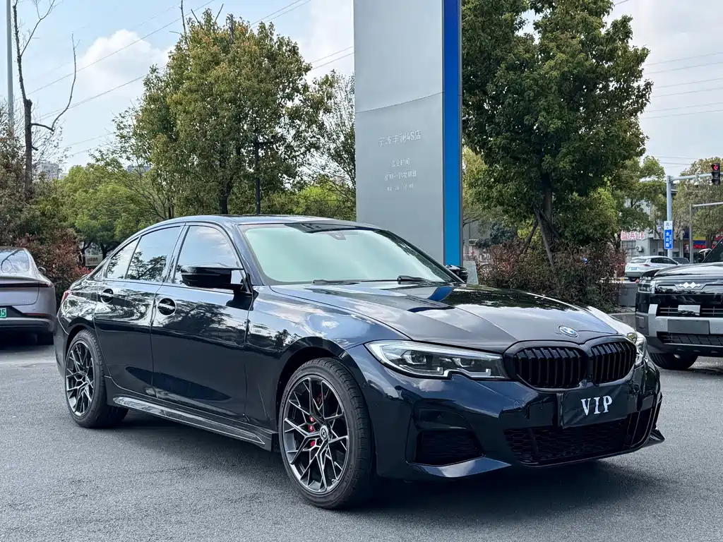BMW 3 Series — миниатюра 3