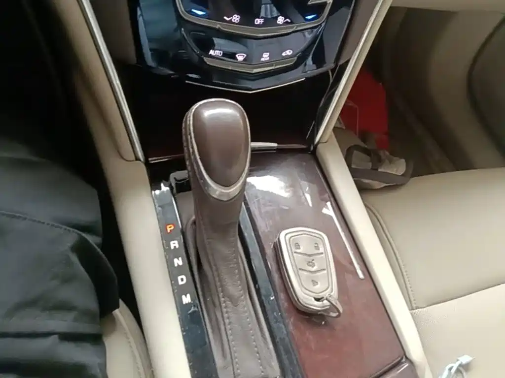 Cadillac XTS — миниатюра 14
