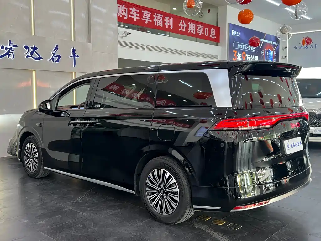BYD Xia 2025 DM-i 1.5T 180km