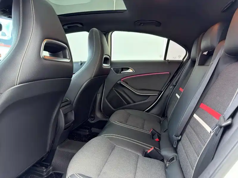 Mercedes-Benz A-Class (Import) — миниатюра 2