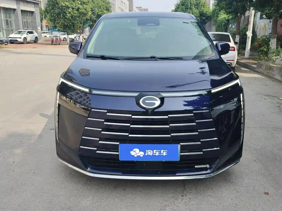 GAC Motor Trumpchi E8 PHEV — миниатюра 2