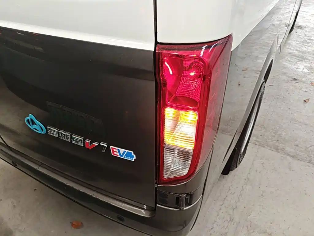 Kuayue Kuayue Star V7 EV — миниатюра 24