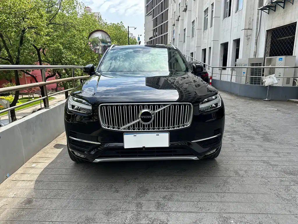 Volvo XC90 2019 T6 7 мест V