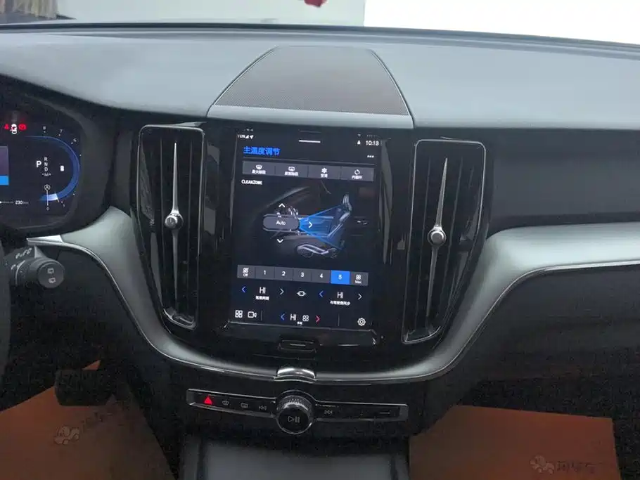 Volvo XC60 — миниатюра 13