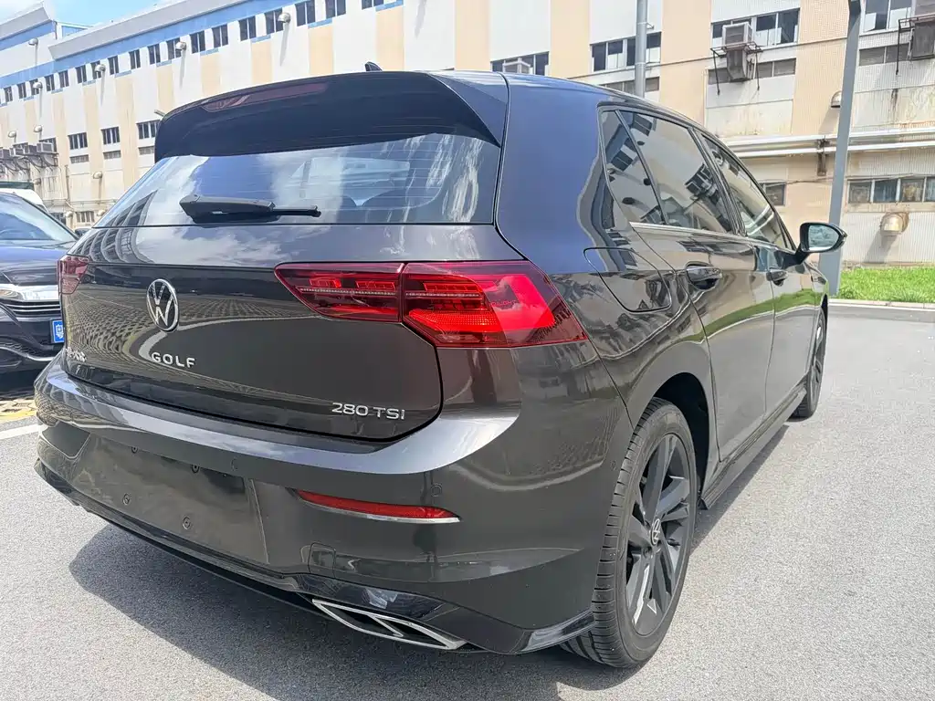 Volkswagen Golf 2023 280TSI DSG R-Line