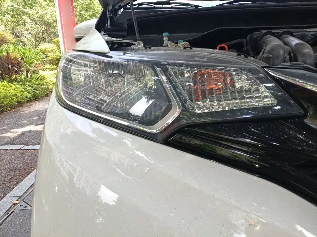 Honda Fit — миниатюра 7
