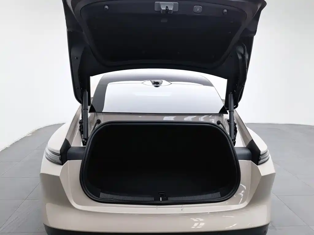 NIO ET5 — миниатюра 16