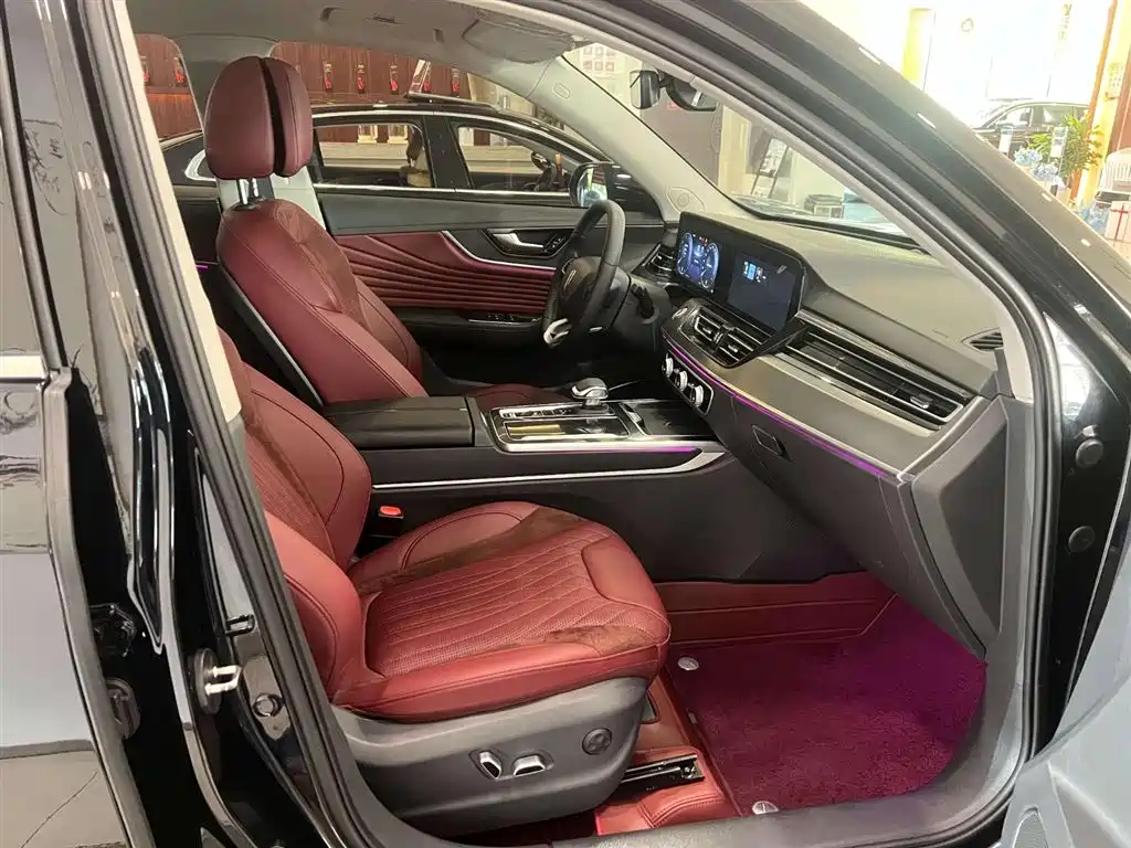 Hongqi HS5 2023 2.0T Pro