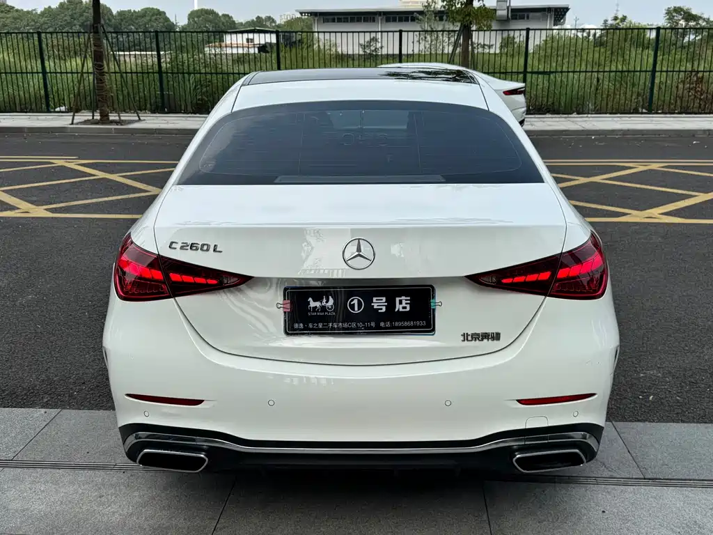 Mercedes-Benz C-Class — миниатюра 5