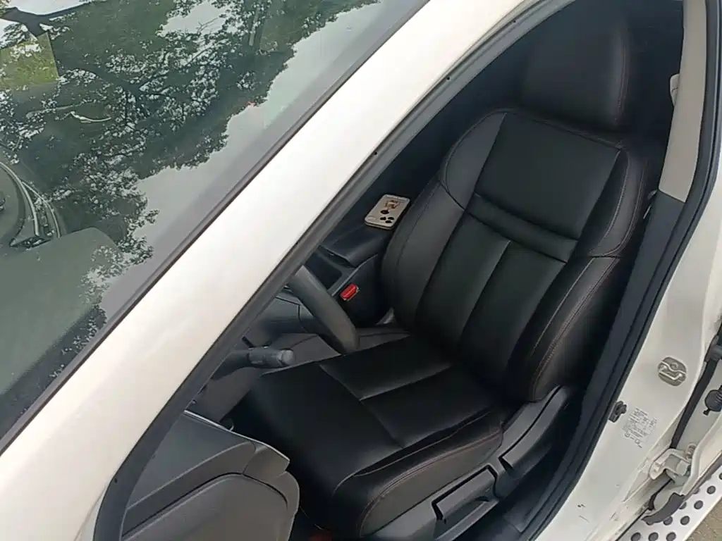 Nissan Qashqai — миниатюра 15