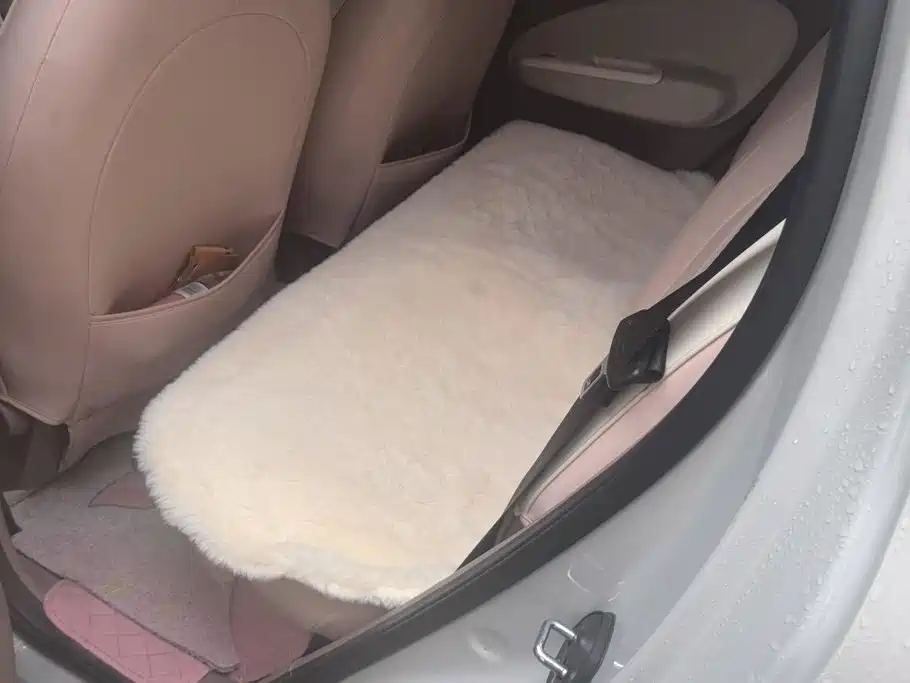 Wuling MINIEV — миниатюра 11