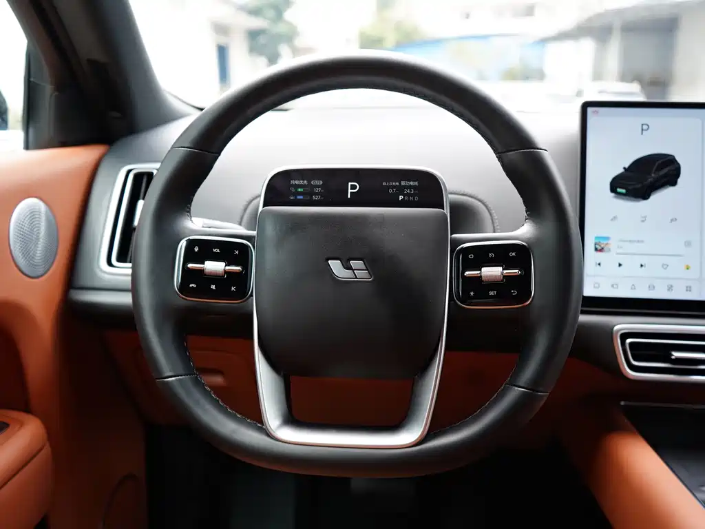 Li Auto Li L8 — миниатюра 13