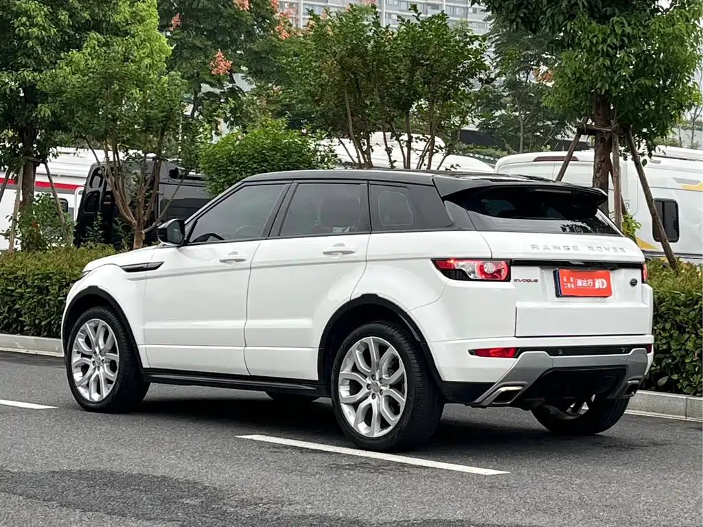 Land Rover Evoque (Import) — миниатюра 4