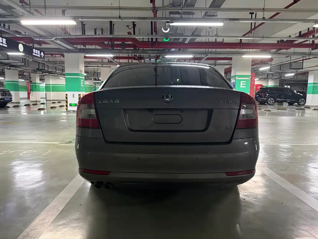 Skoda Octavia 2013 2.0L AT