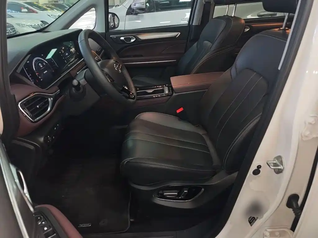 GAC Motor Trumpchi M6 — миниатюра 15