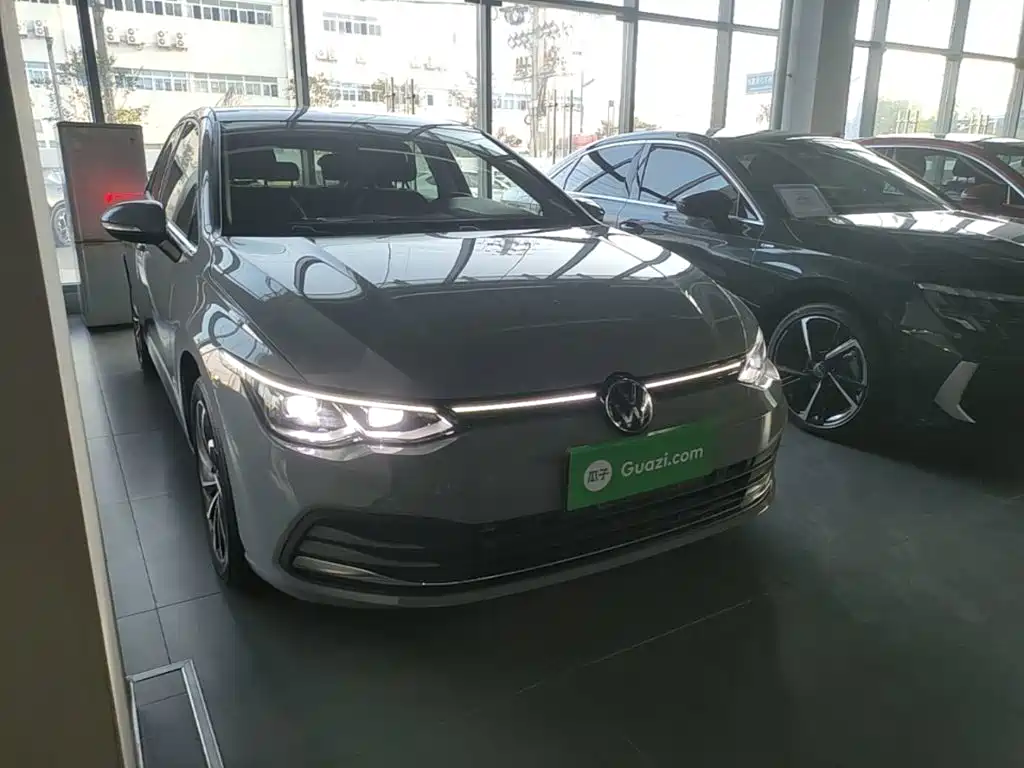 Volkswagen Golf — миниатюра 4