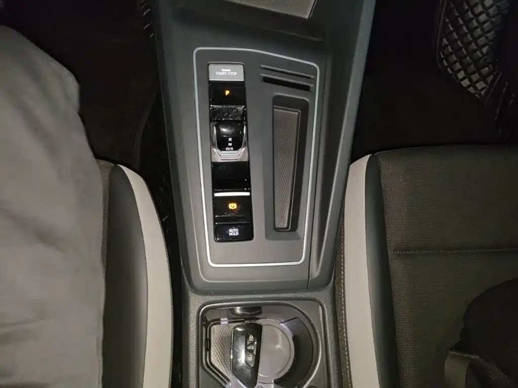Volkswagen Golf — миниатюра 14