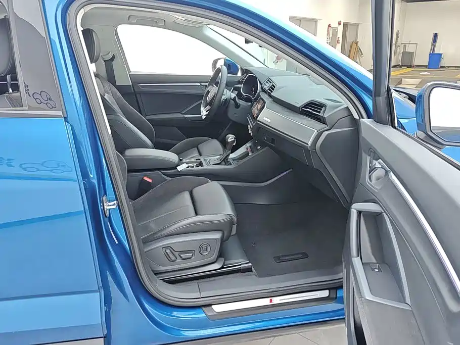 Audi Q3 Sportback — миниатюра 8