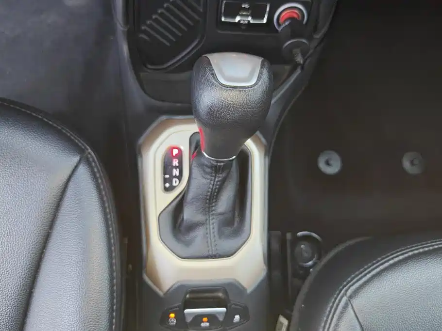 Jeep Renegade — миниатюра 16