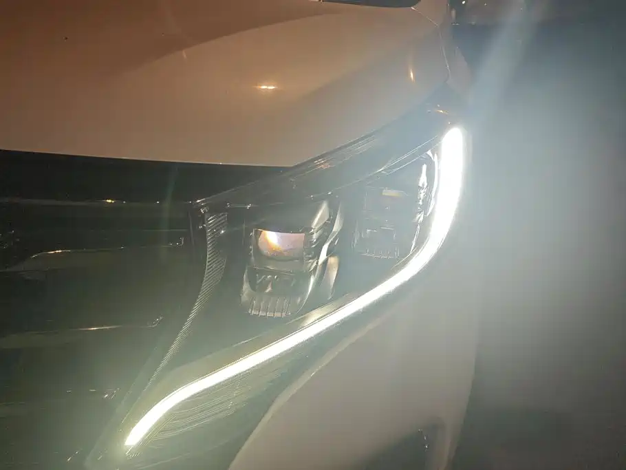 GAC Motor Trumpchi M8 — миниатюра 5
