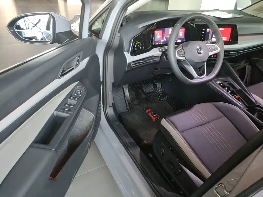 Volkswagen Golf — миниатюра 16