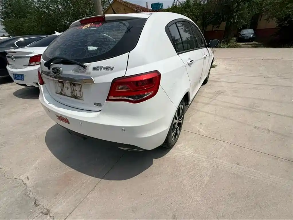 Geely Emgrand 2015 RS 1.5L MT