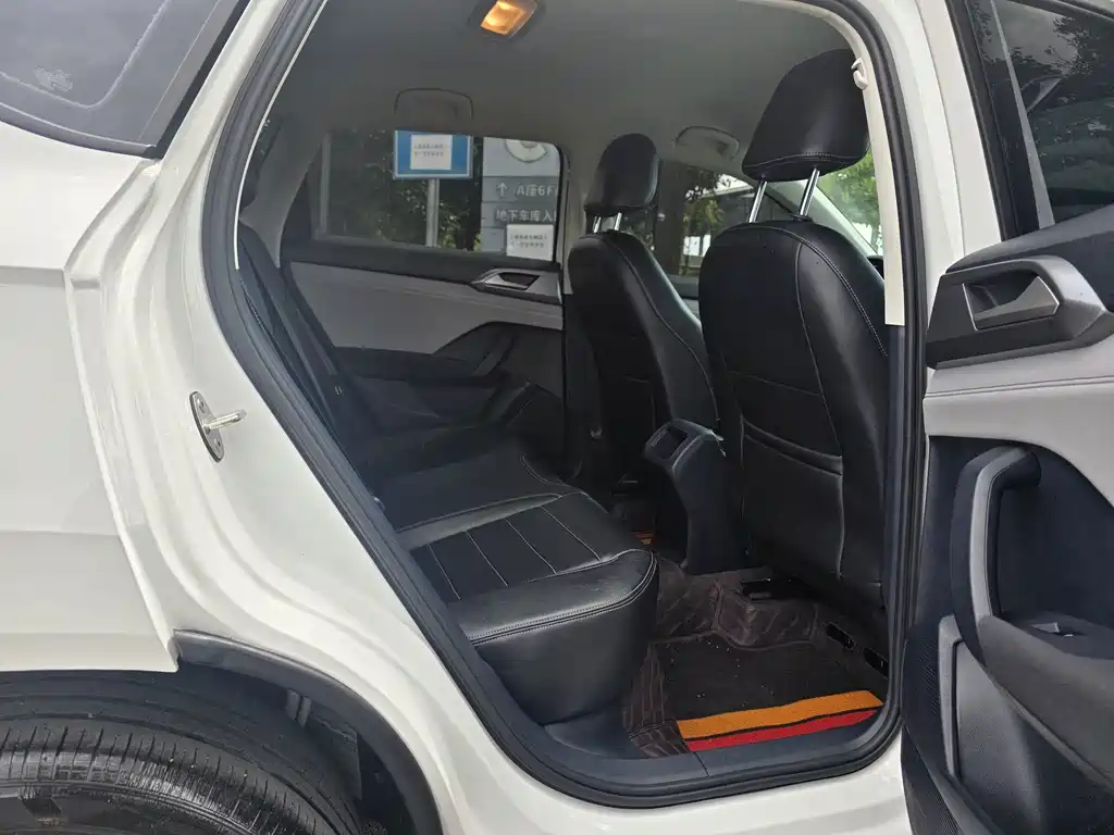 Volkswagen Tharu — миниатюра 10