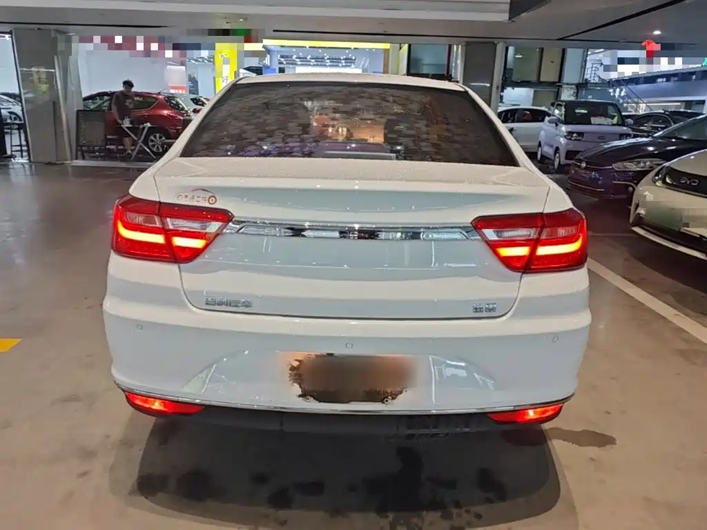 Geely Vision — миниатюра 6