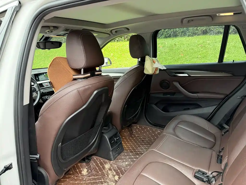 BMW X1 — миниатюра 11