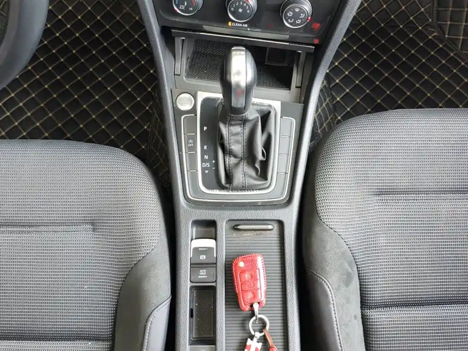 Volkswagen Golf — миниатюра 16