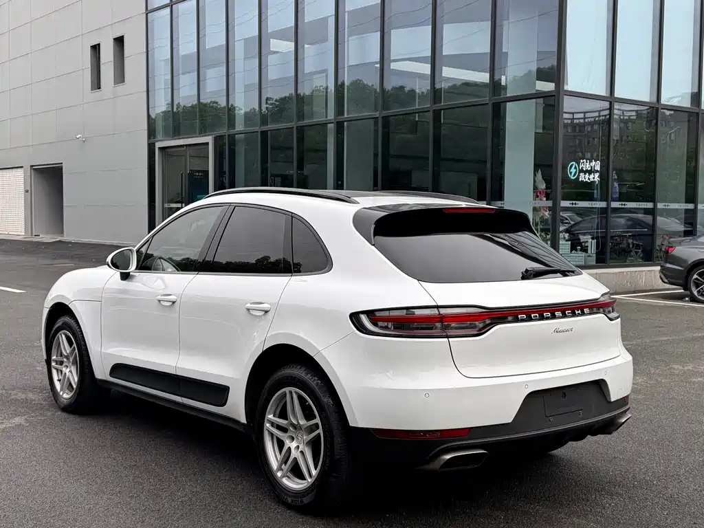 Porsche Macan — миниатюра 24