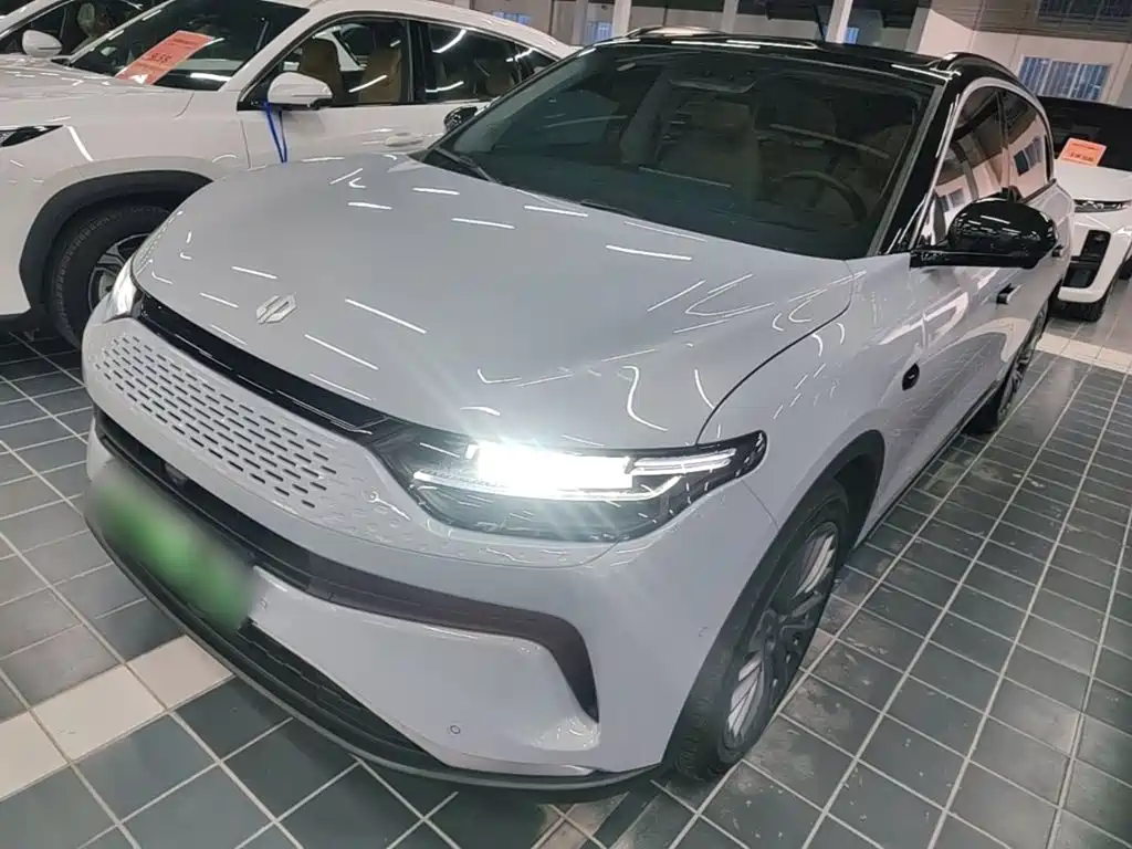 Leapmotor C11 2024 EREV 300 Premium Edition