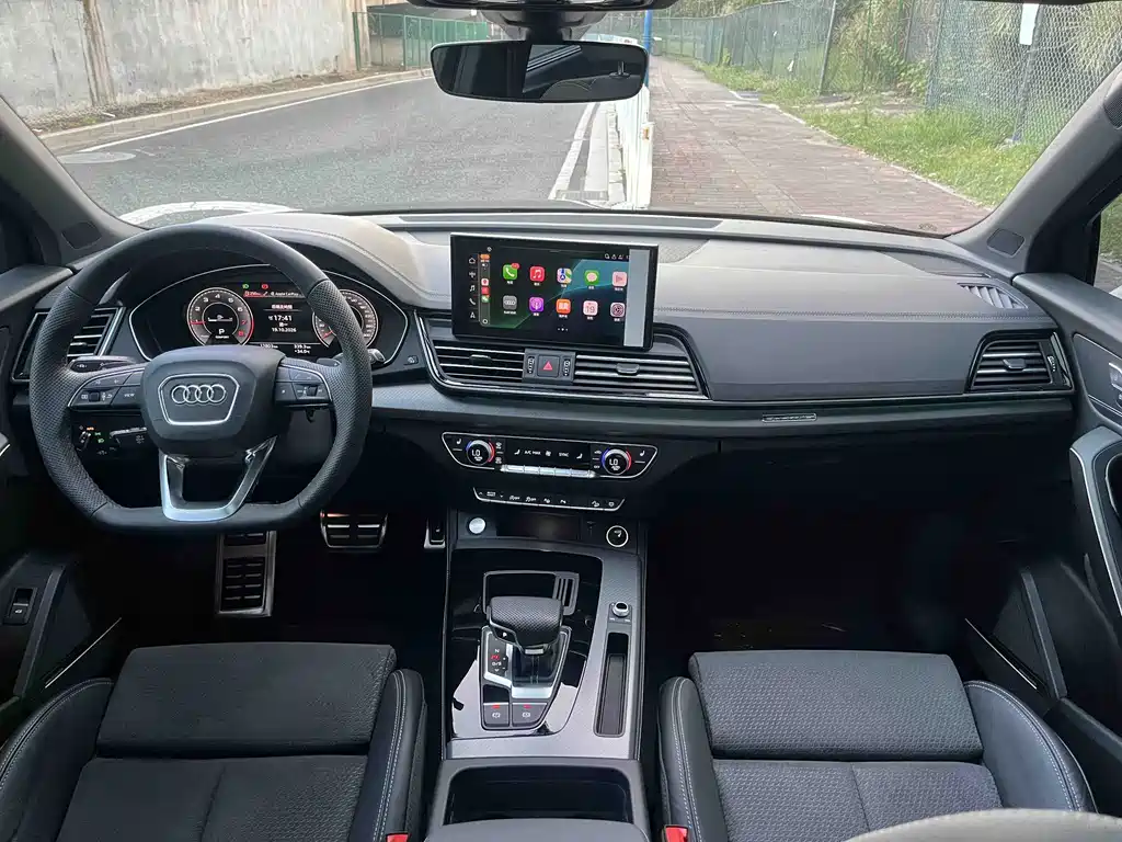Audi Q5L Sportback — миниатюра 13