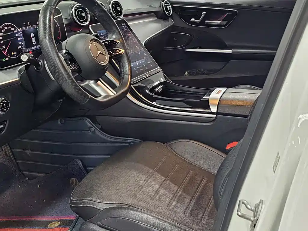 Mercedes-Benz C-Class — миниатюра 7
