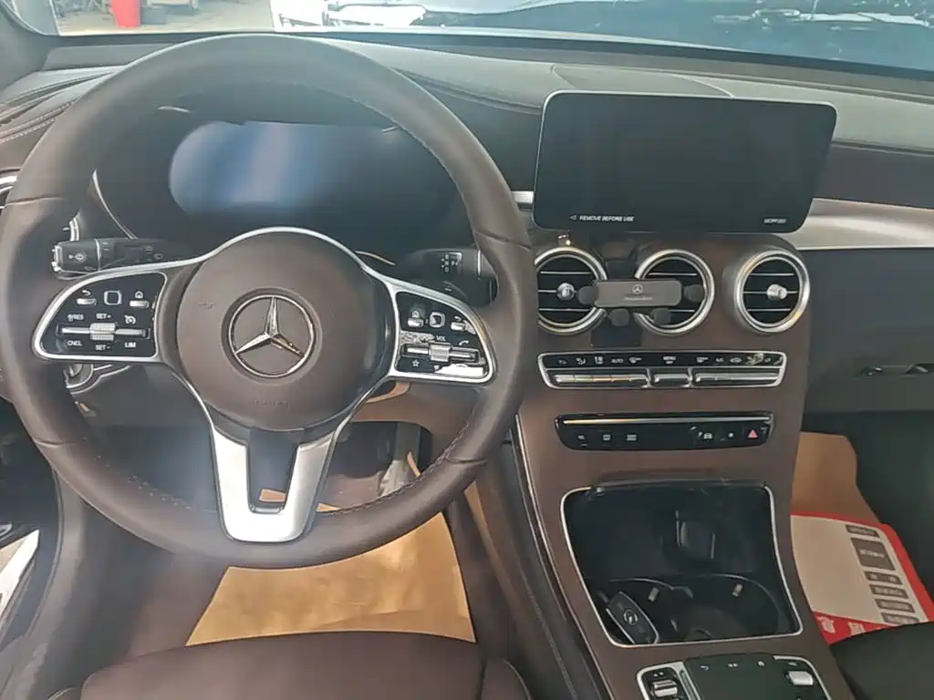 Mercedes-Benz GLC — миниатюра 14