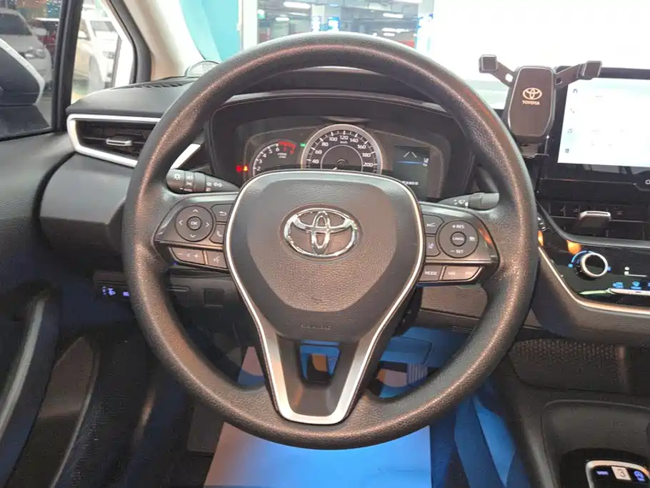 Toyota Corolla — миниатюра 15