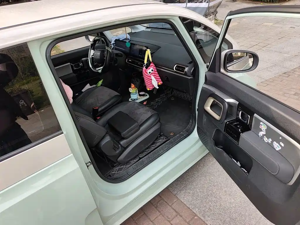 Baojun KiWi EV — миниатюра 19